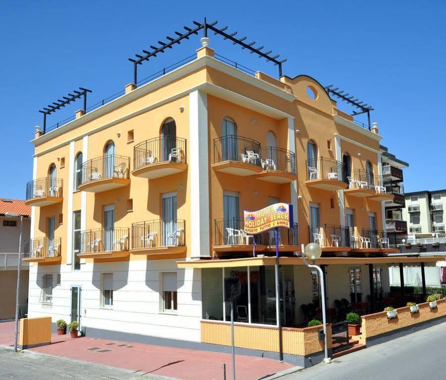 Holiday Beach Hotel